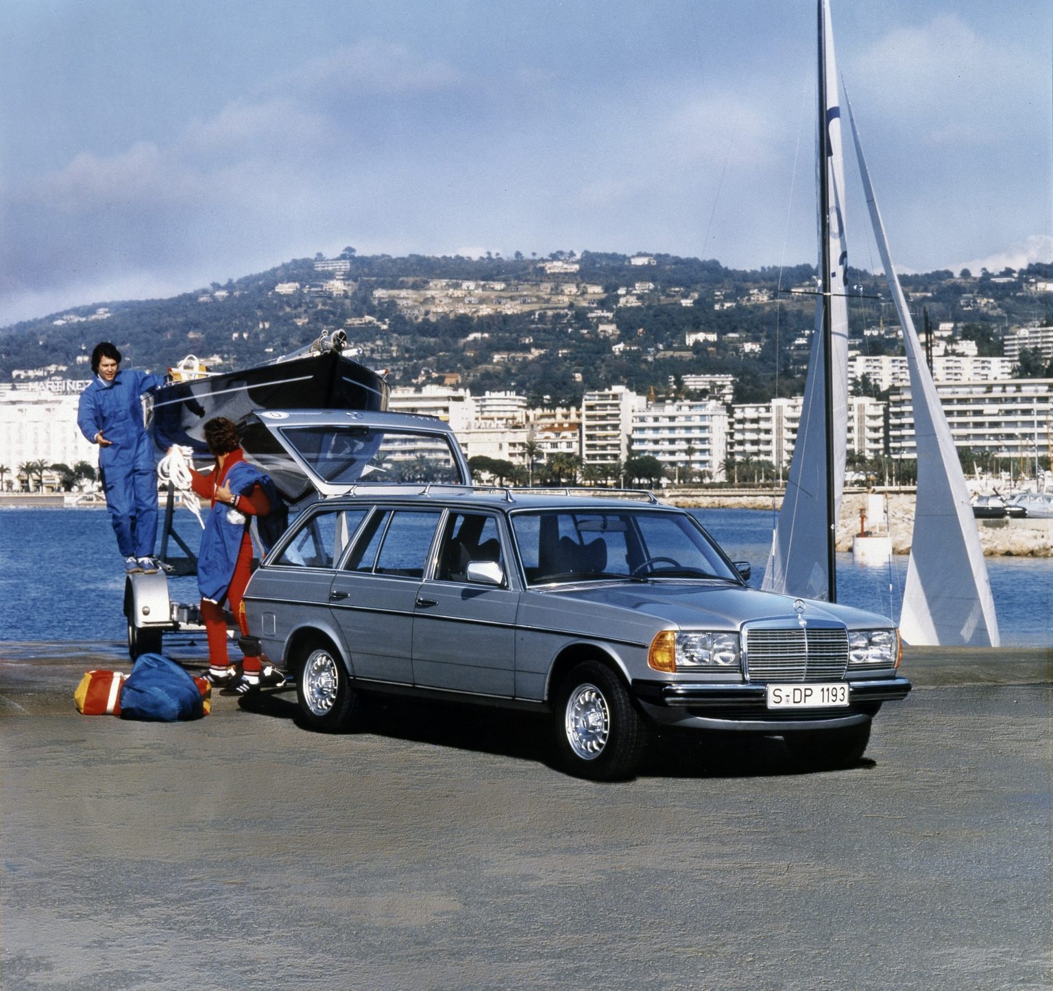 Mercedes-Benz Estate S123. Genre photo from 1977. The Estate set standards for leisure and family vehicles.