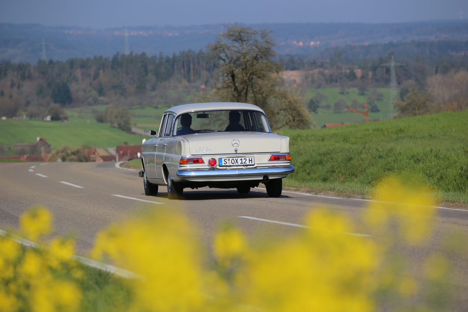 Mercedes-Benz 200 Fintail W 110. Moving vehicle. Photo from the Mercedes-Benz Classic Insight “History of the E-Class” from 19 to 22 April 2016.