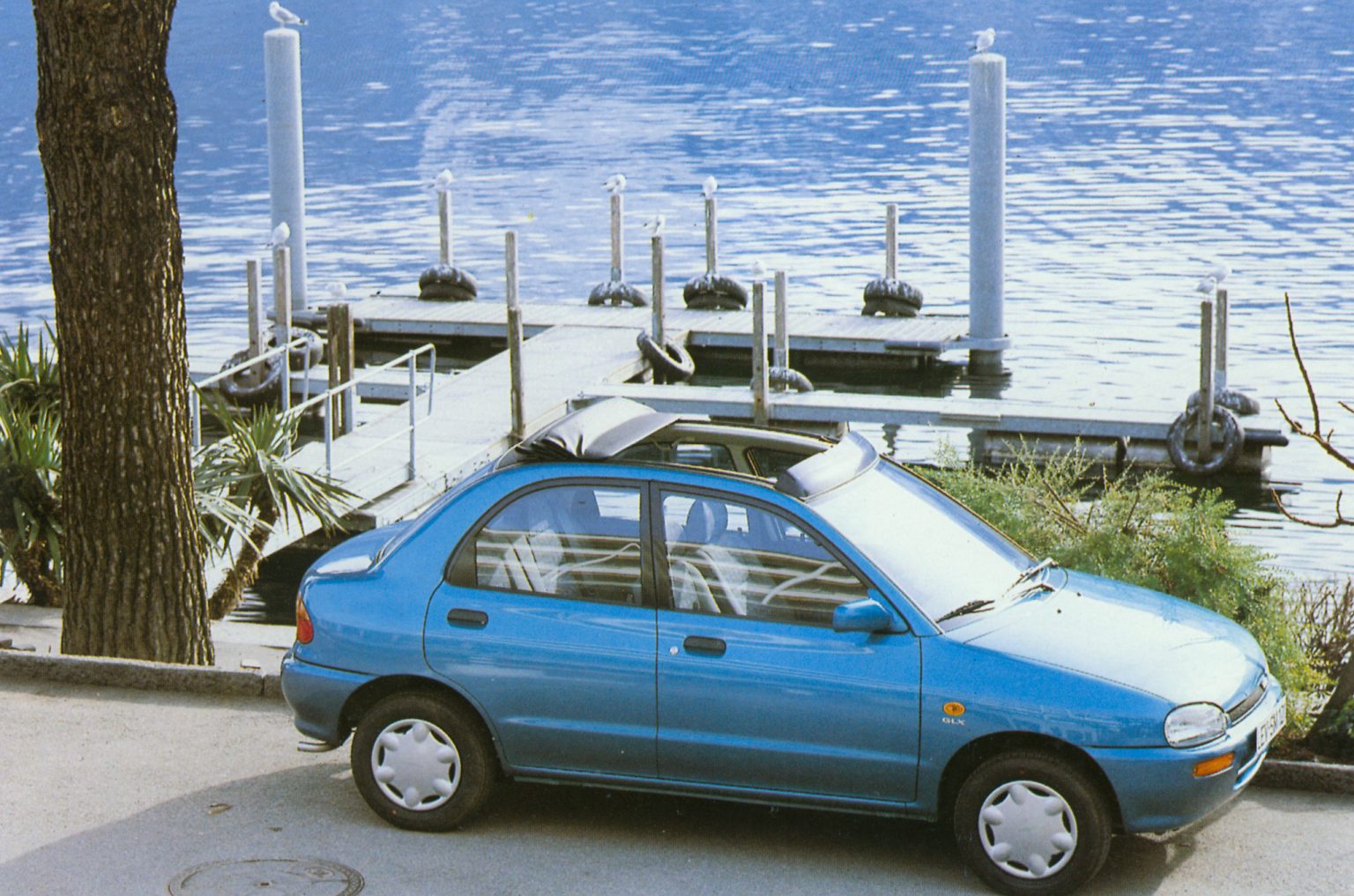 Mazda 121, 2nd Generation, 1991