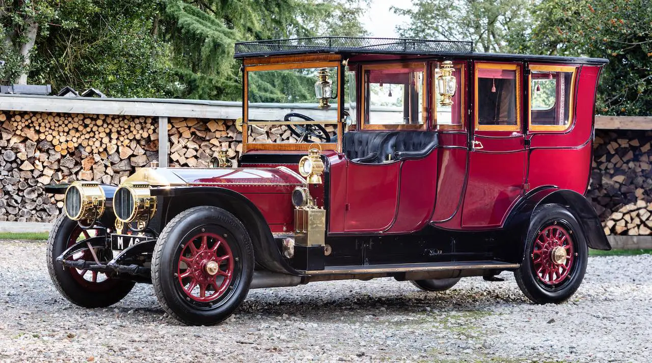 - The Best Car In The World For Auction At Bonhams Golden Age Of Motoring Sale1911 Rolls-Royce 40_50hp Silver Ghost Semi-Open-Drive Limousine feature