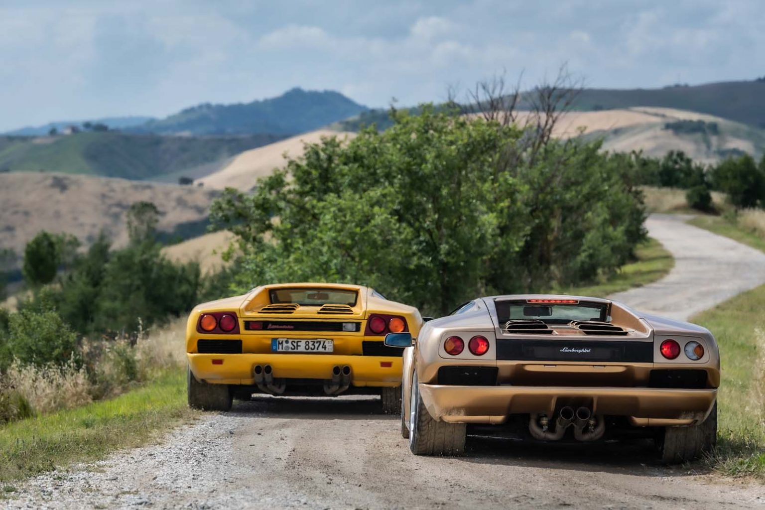 Lamborghini Diablo 1991 vs Diablo 6.0SE in Tuscany 2020