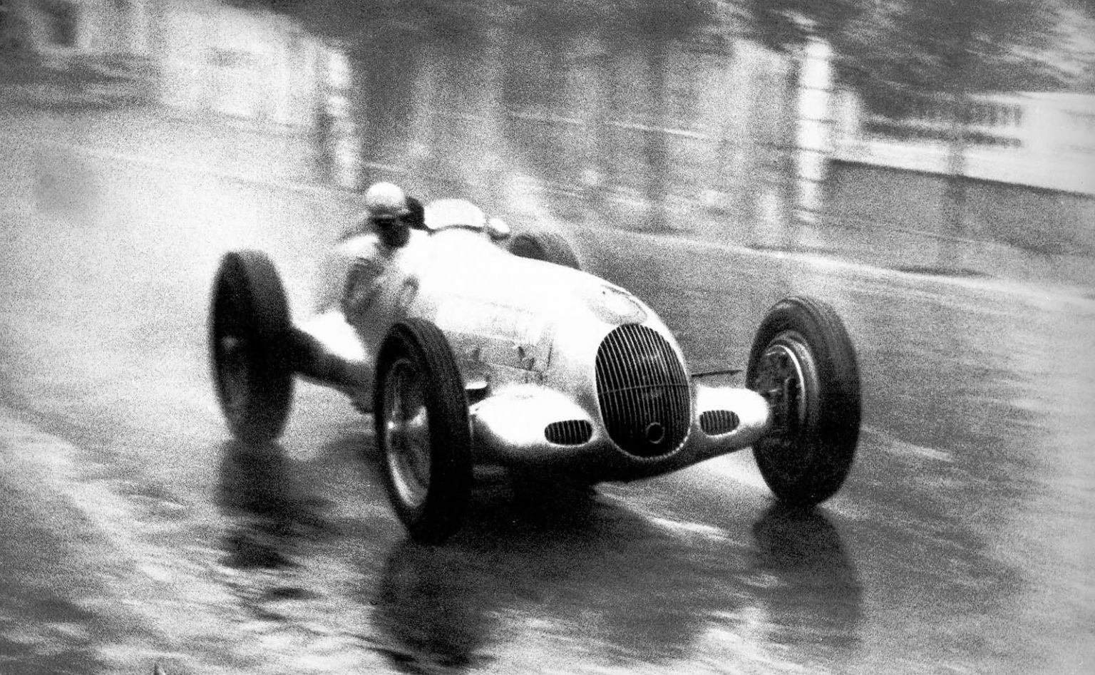 Rudolf Caracciola - 1936 Monaco Grand Prix in a Mercedes-Benz W 25