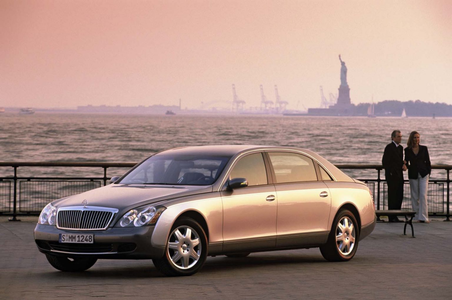Model series 240 Maybach 62 luxury saloon. Photo from 2003