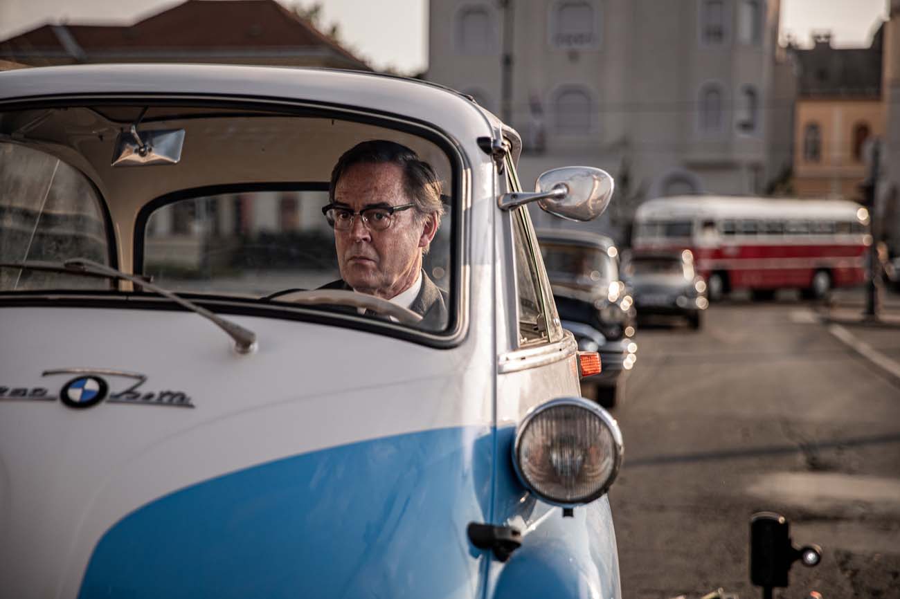 Heading For Freedom BMW Isetta