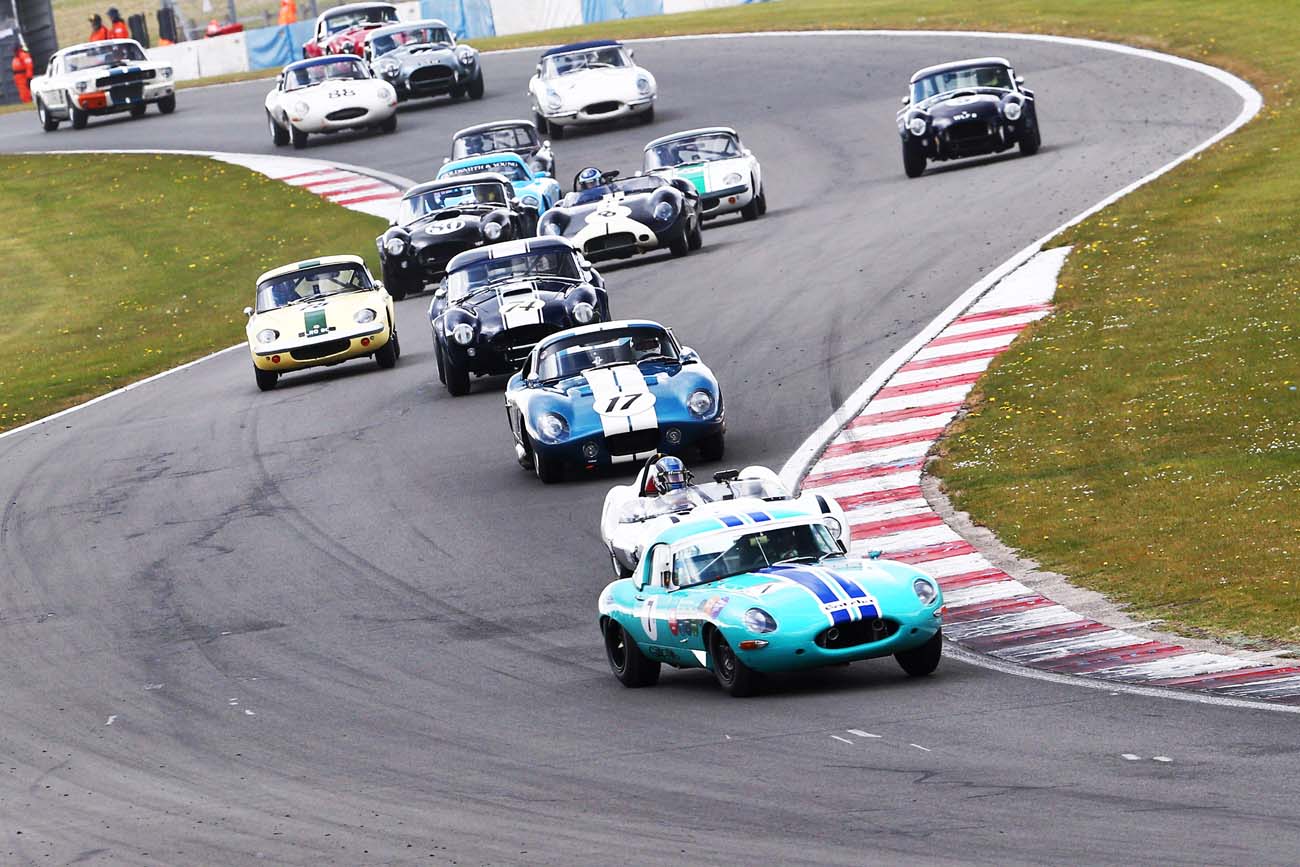 Pall Mall 7 Start 01 - Donington Historic Festival 2021